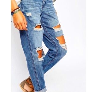 Hollister Low Rise Boyfriend Jeans